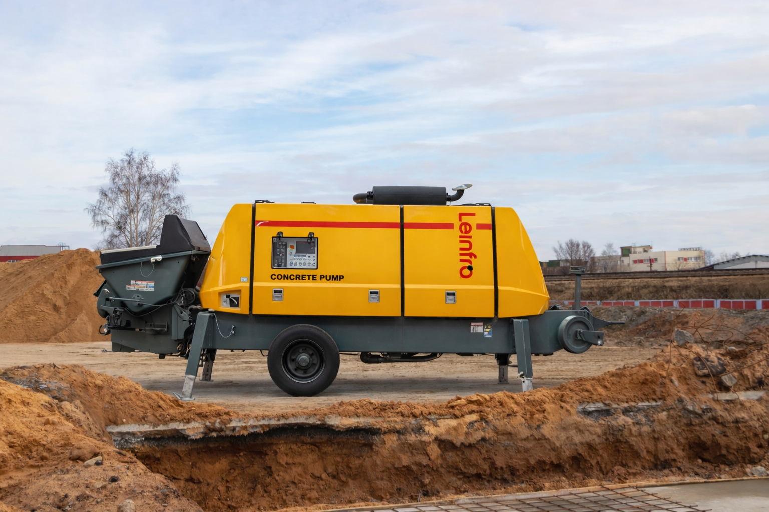 Stationary concrete pump used for high-rise and infrastructure construction
